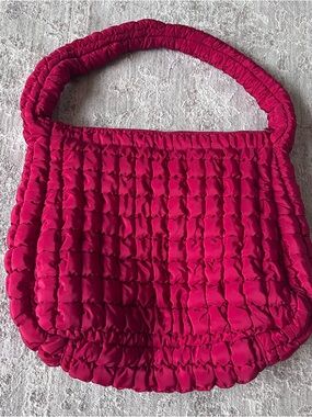 NWOT Wild Fable Red Quilted Puffer Carryall Tote Bag Shoulder Purse Oversized